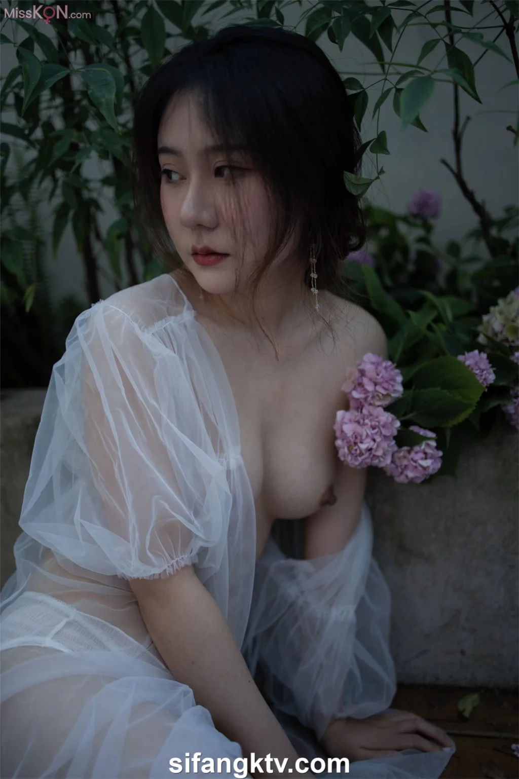夕颜_ 雪白肌肤女神 大尺度福利