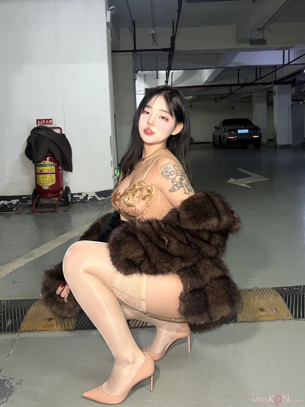 小u优优子_ 2024 Collection