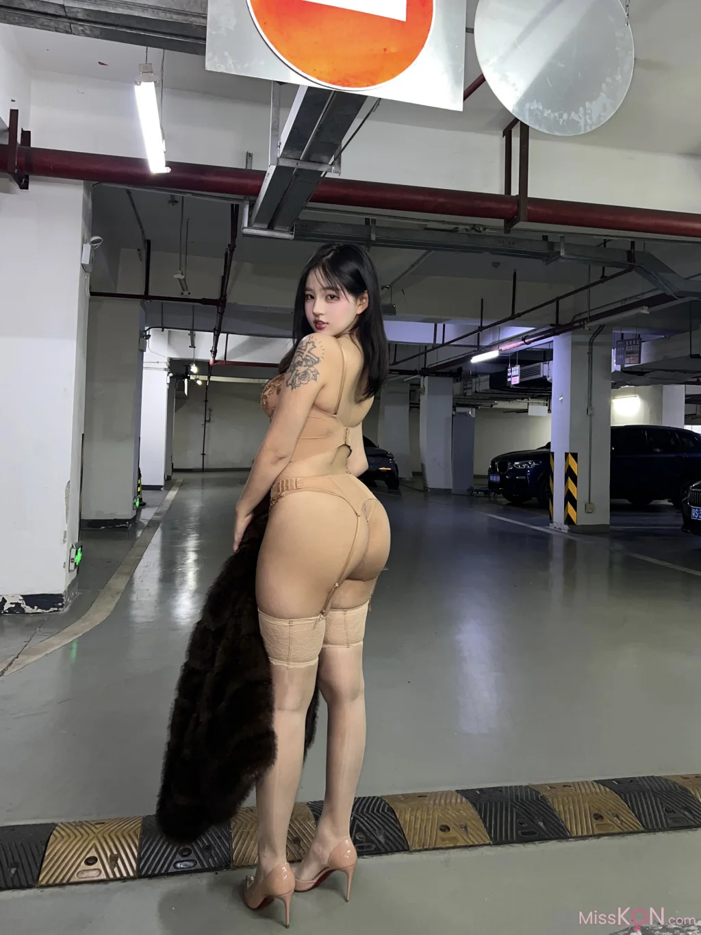 小u优优子_ 2024 Collection