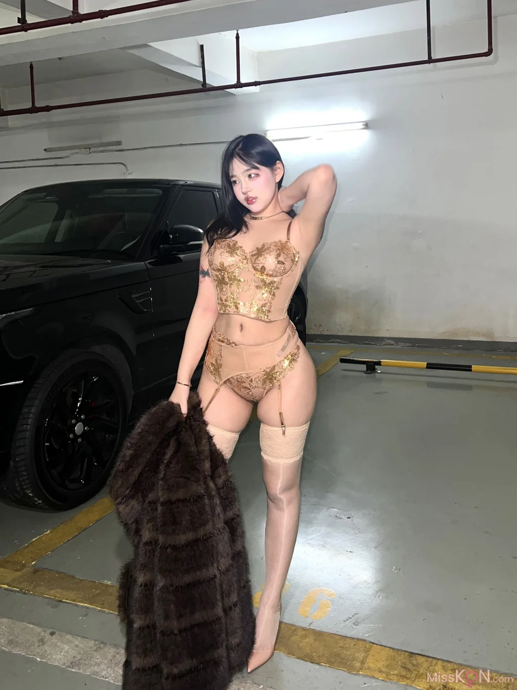 小u优优子_ 2024 Collection
