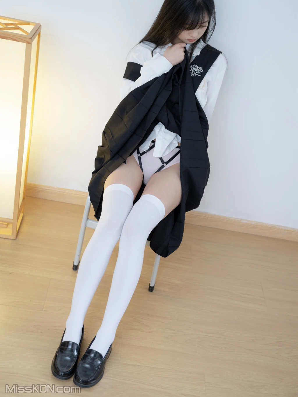 少女秩序 – 晞可 束缚衣白虎极品嫩妹