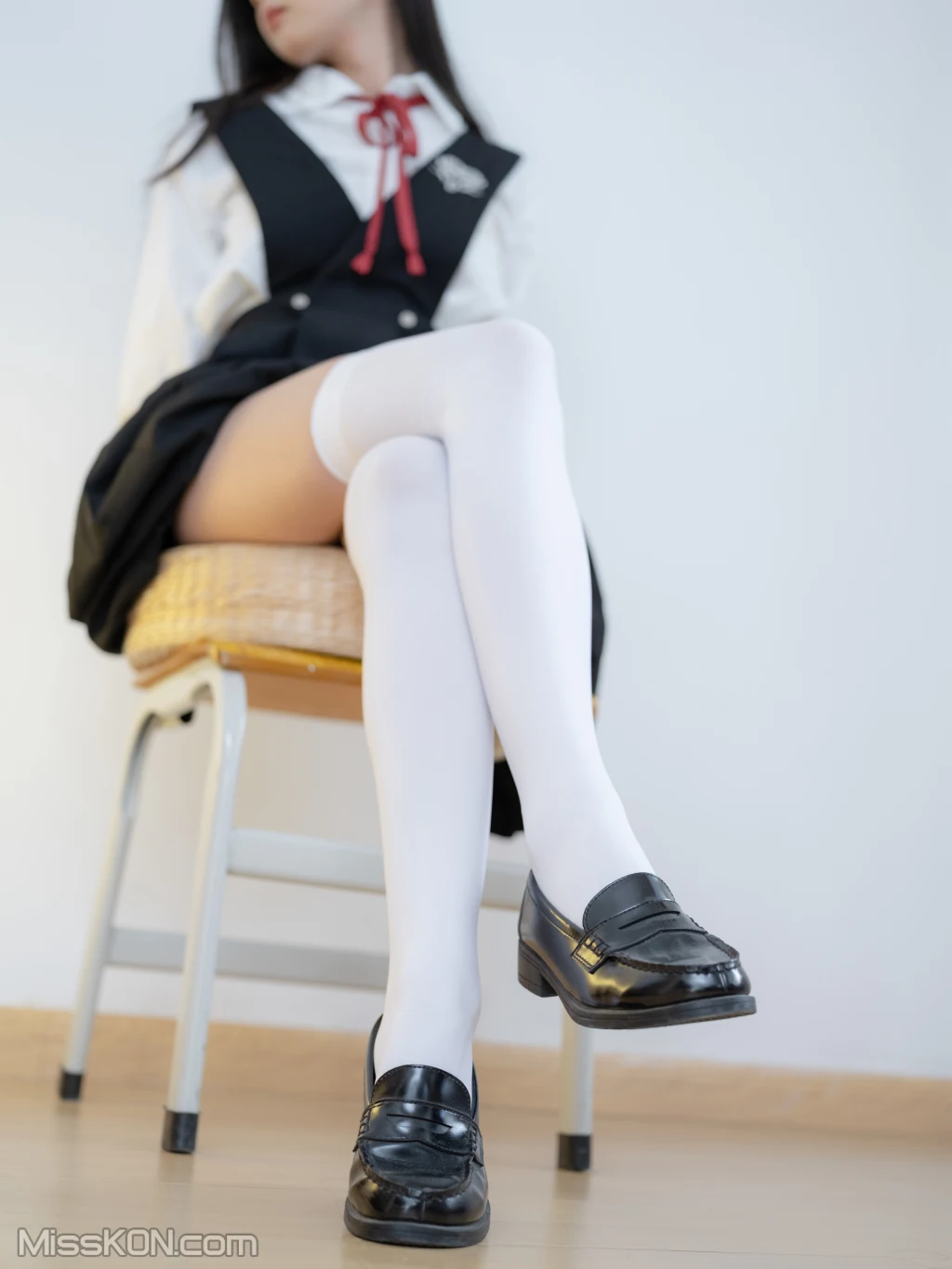 少女秩序 – 晞可 束缚衣白虎极品嫩妹