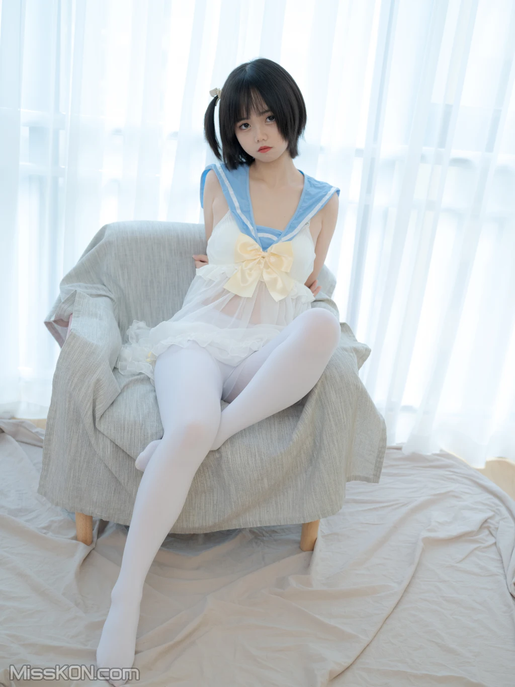少女秩序_ Gr07L