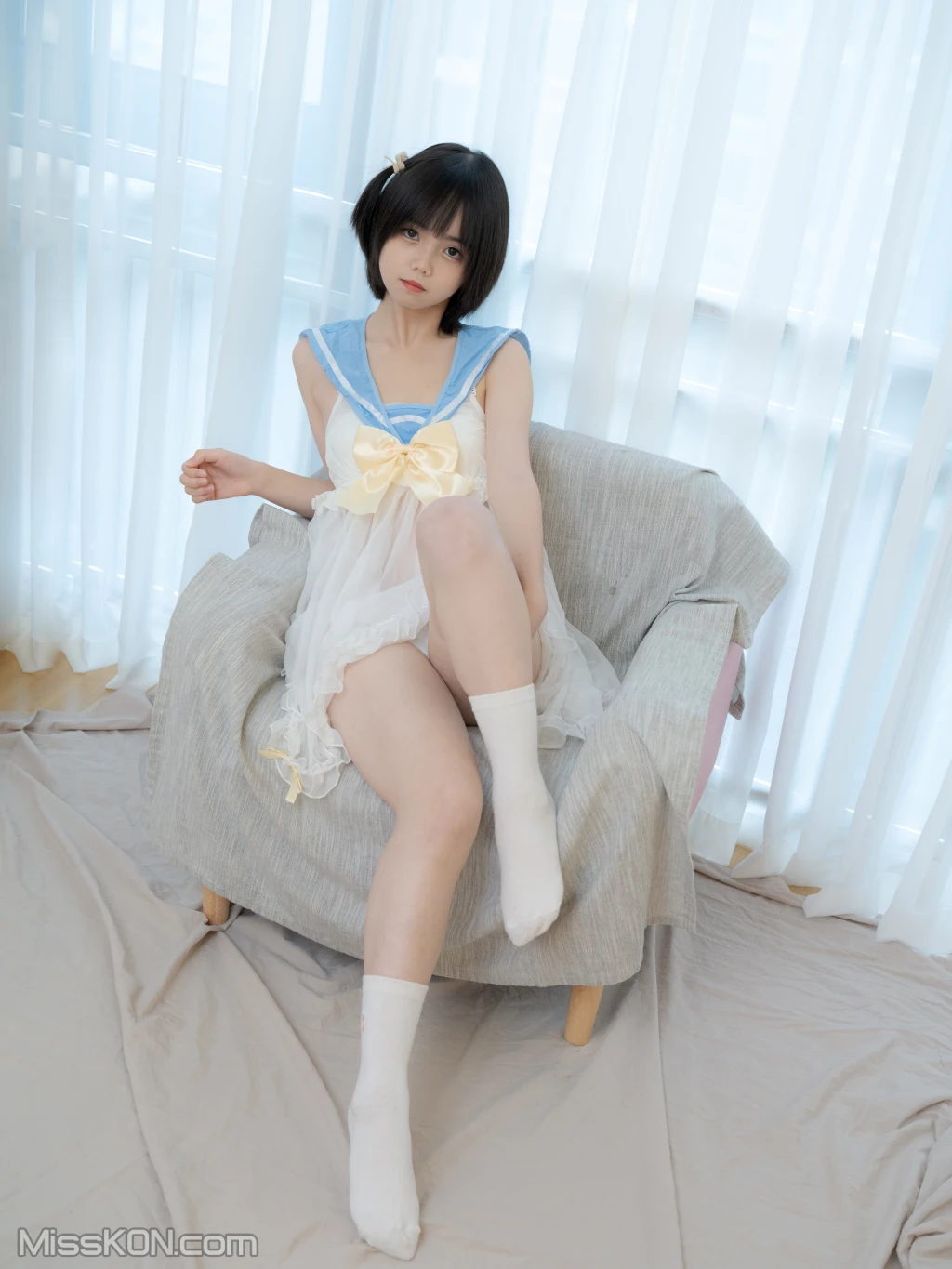 少女秩序_ Gr07L