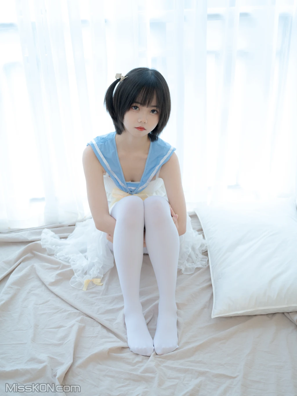 少女秩序_ Gr07L