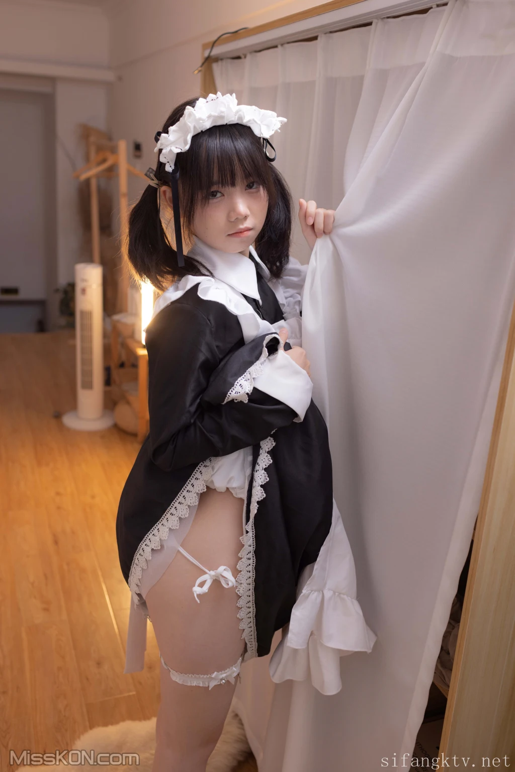 少女秩序_ R18 小鱼 丝滑萝莉居家女仆