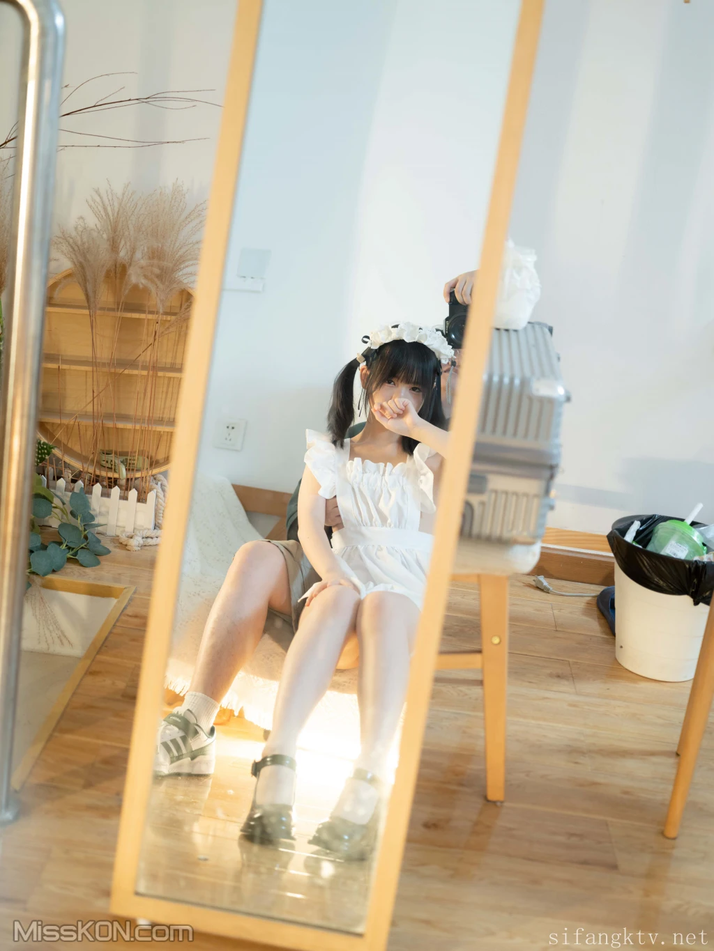 少女秩序_ R18 小鱼 丝滑萝莉居家女仆