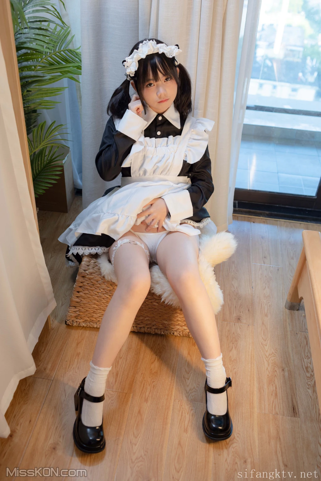 少女秩序_ R18 小鱼 丝滑萝莉居家女仆