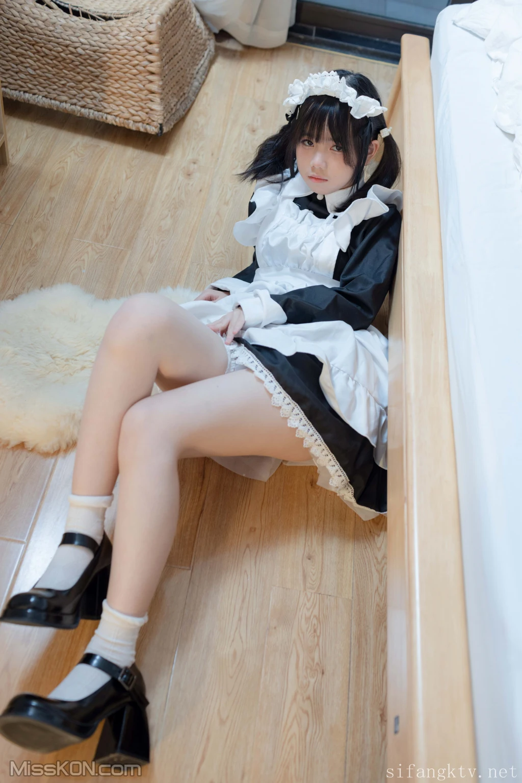 少女秩序_ R18 小鱼 丝滑萝莉居家女仆