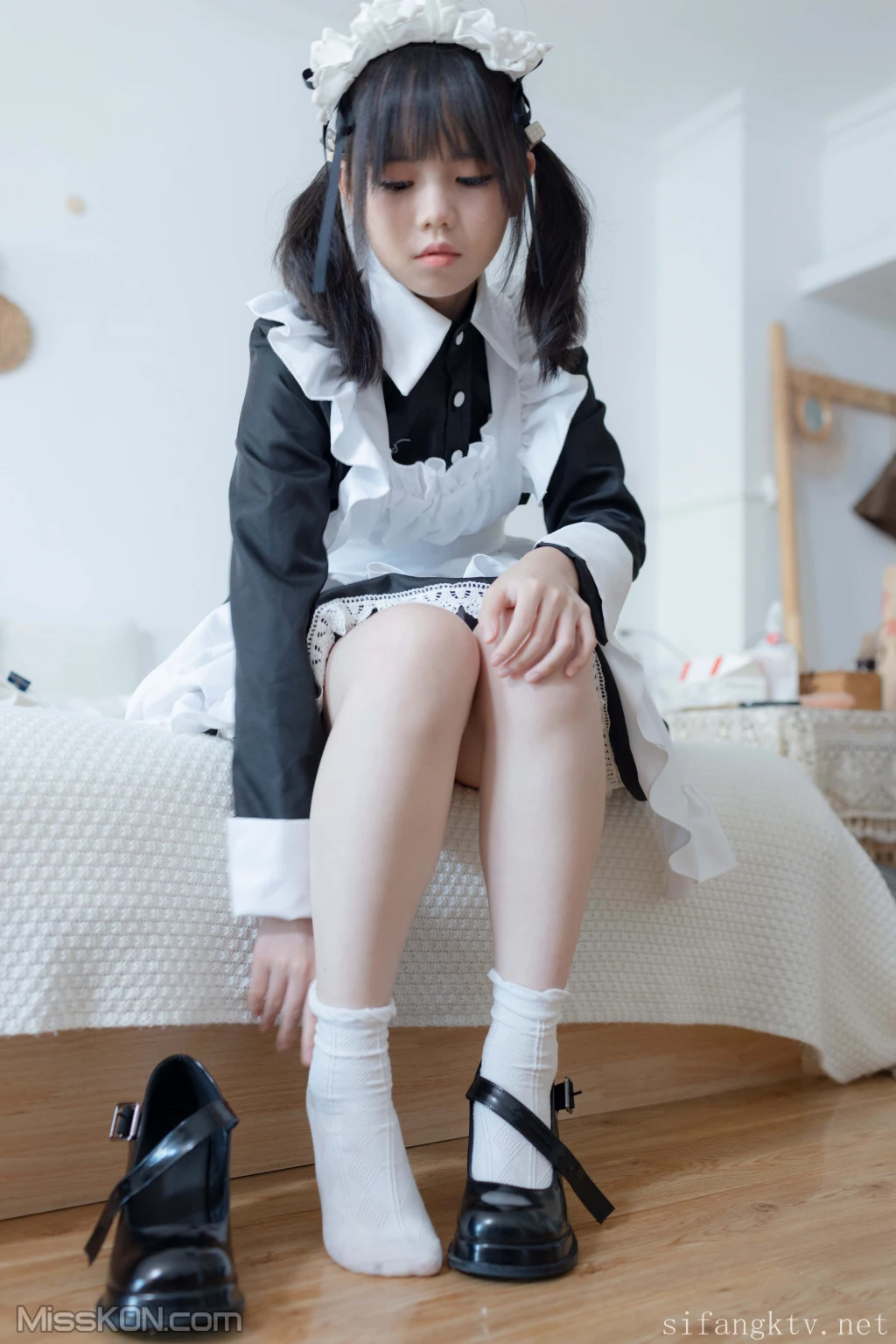 少女秩序_ R18 小鱼 丝滑萝莉居家女仆