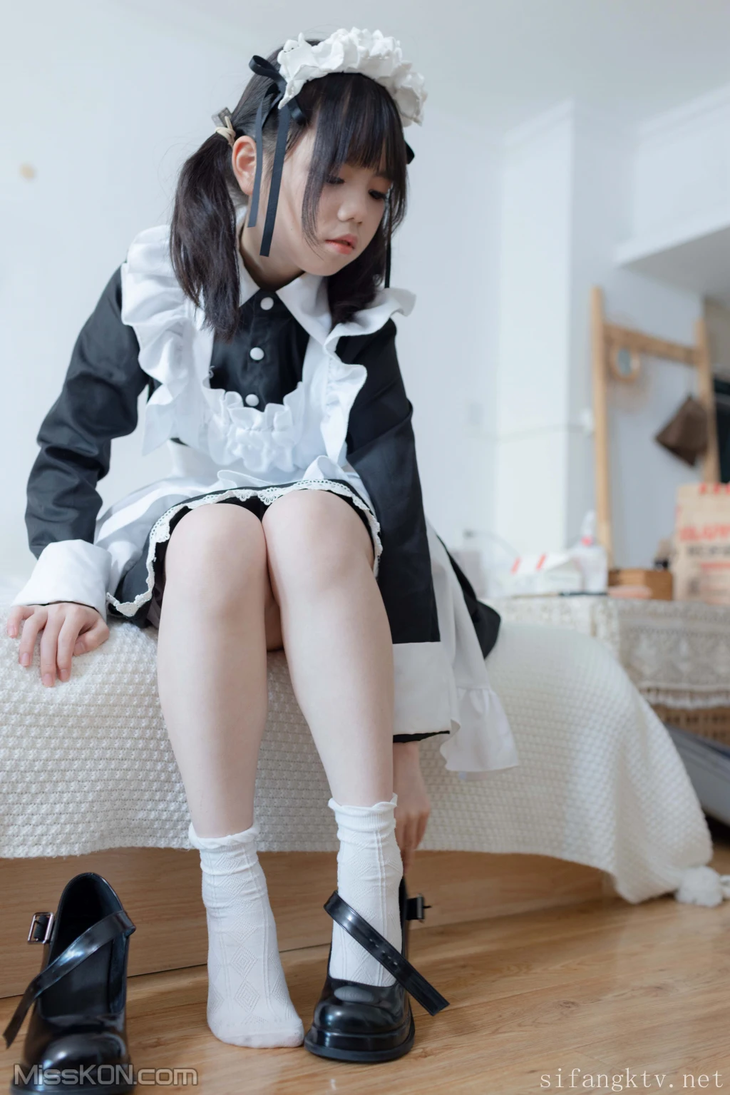 少女秩序_ R18 小鱼 丝滑萝莉居家女仆