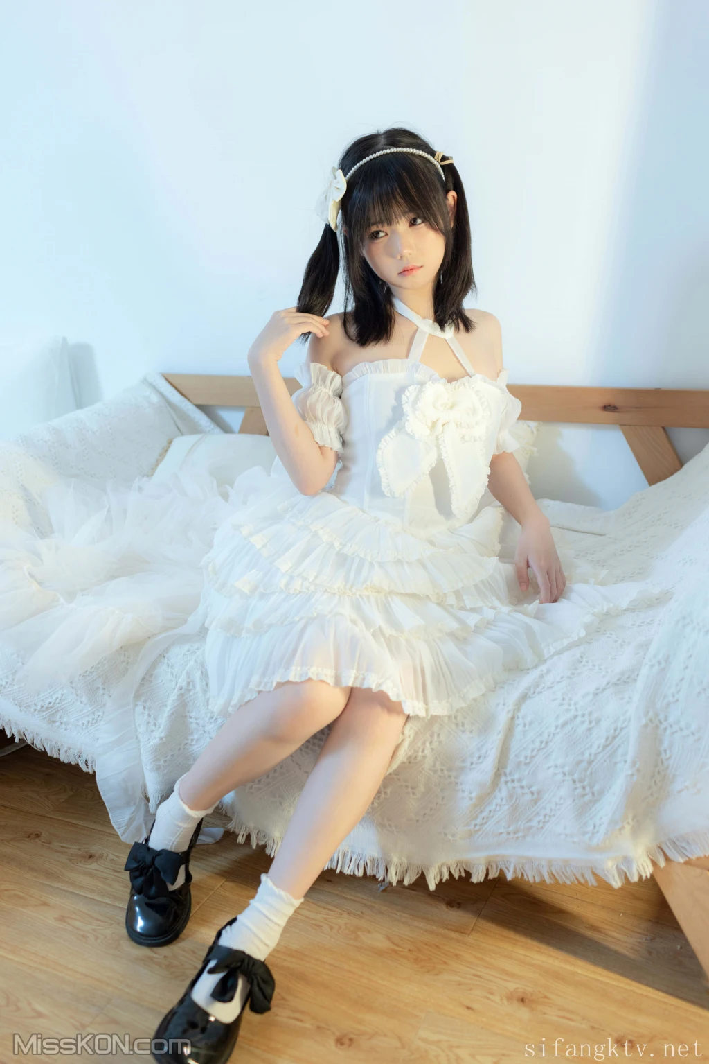 少女秩序_ R18 小鱼 丝滑萝莉居家女仆