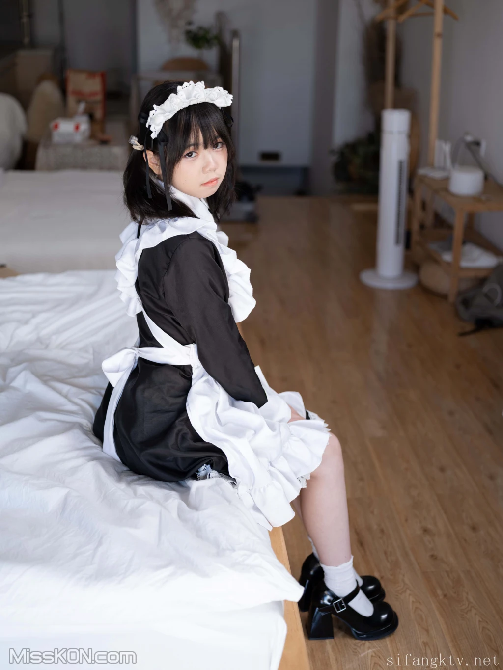 少女秩序_ R18 小鱼 丝滑萝莉居家女仆