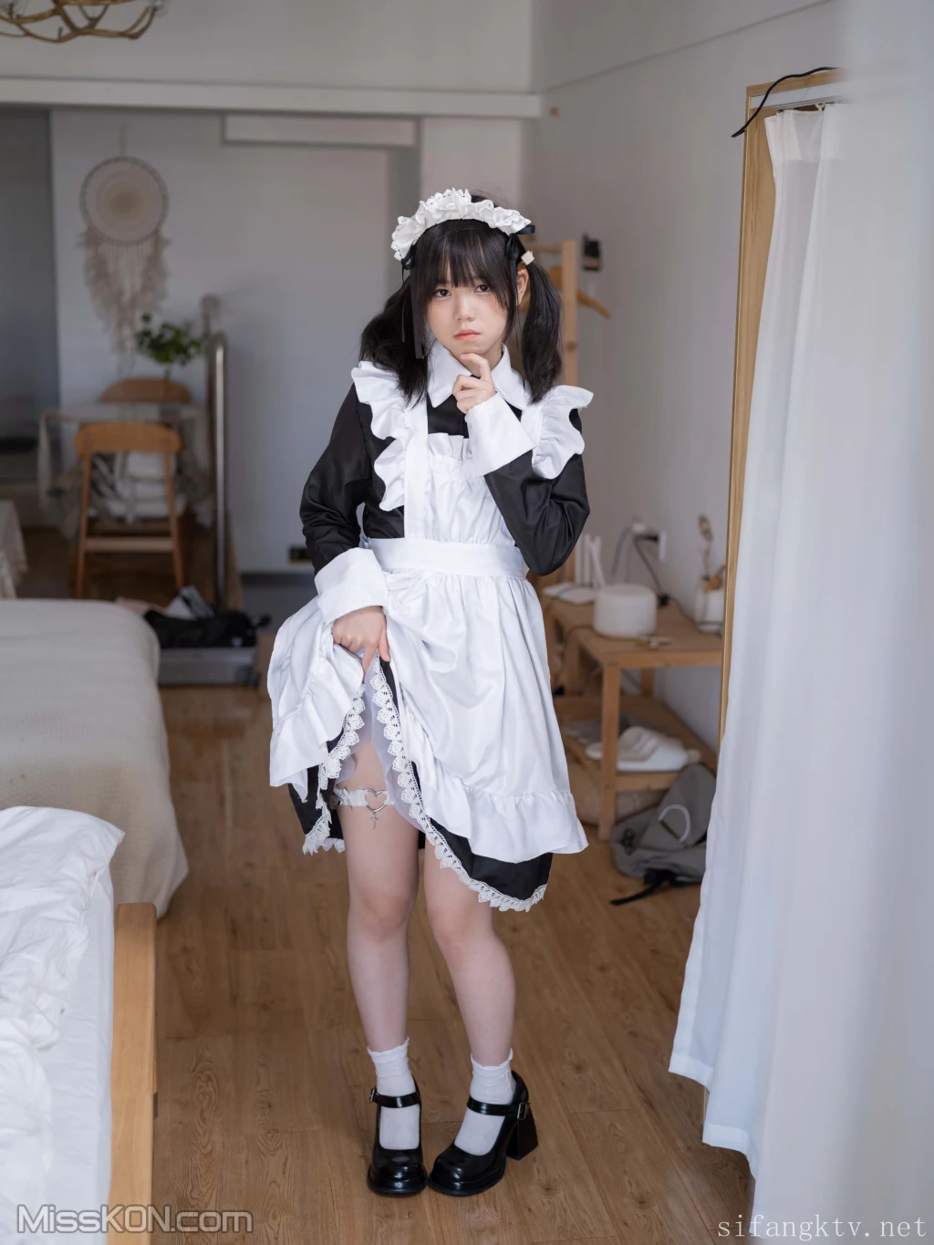 少女秩序_ R18 小鱼 丝滑萝莉居家女仆