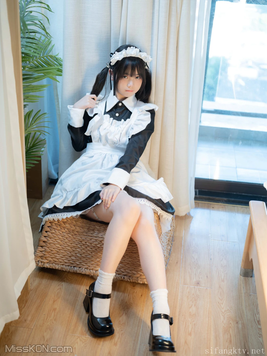 少女秩序_ R18 小鱼 丝滑萝莉居家女仆