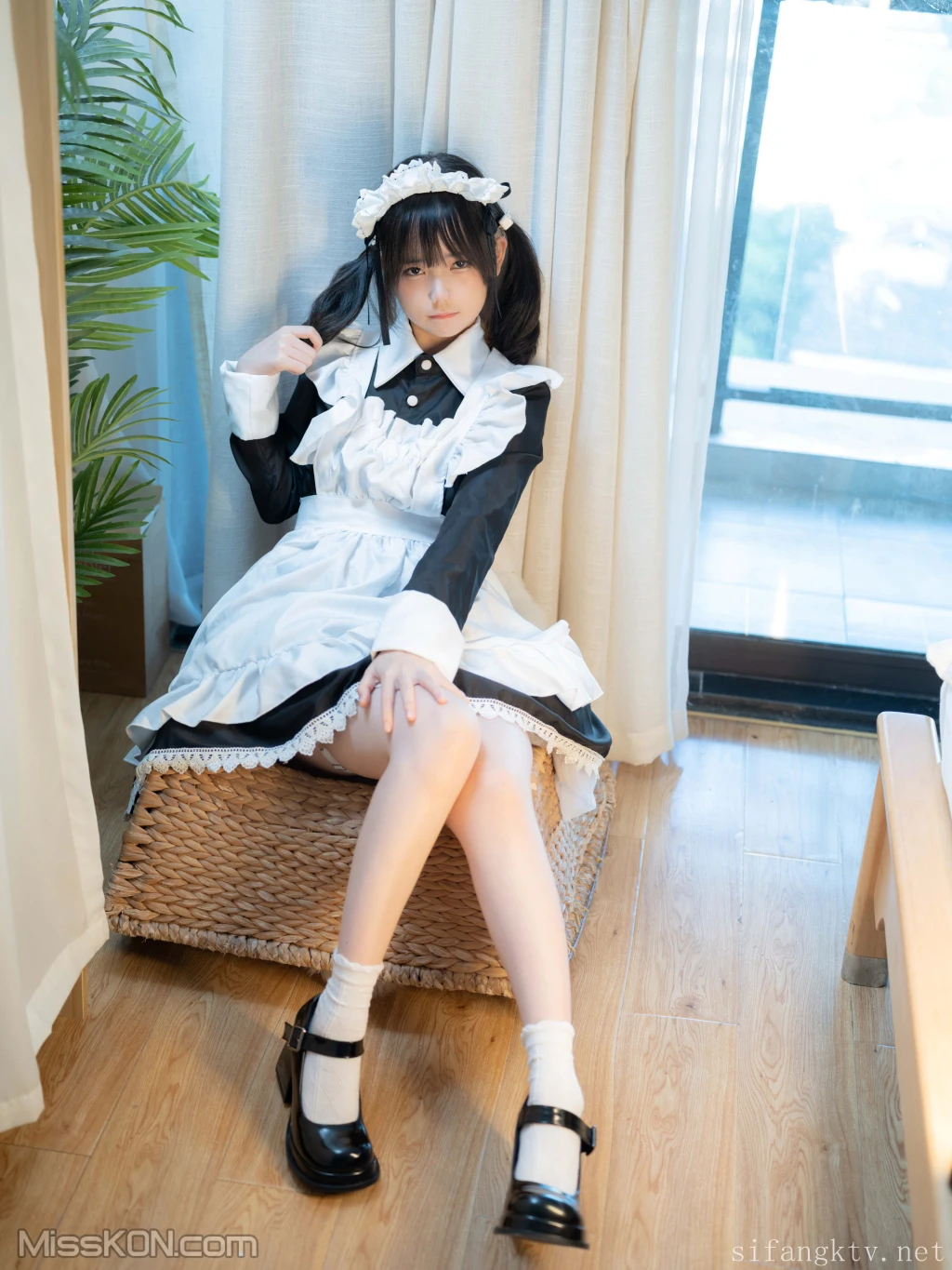 少女秩序_ R18 小鱼 丝滑萝莉居家女仆