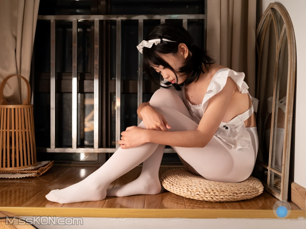 少女秩序_ R18 童颜巨乳小萝莉 露脸女仆白丝诱惑