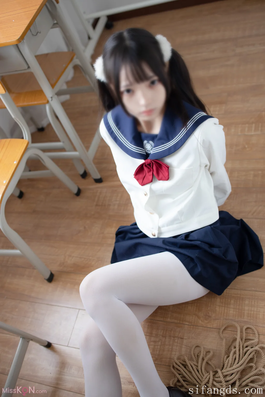 [森萝财团写真] 默陌 R18 内部定制 JK制服教室束缚