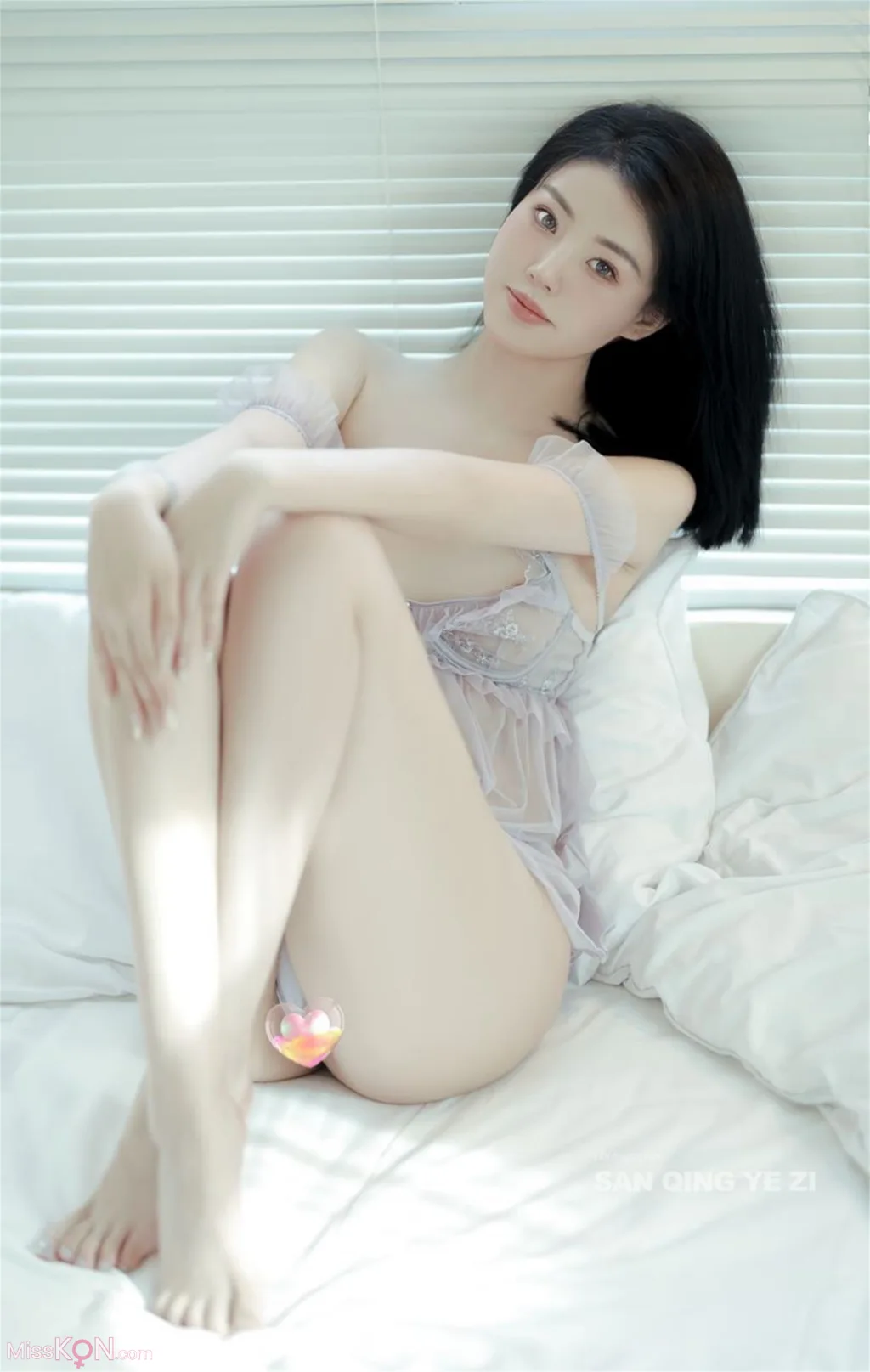 橘猫juju_ 顶级小美女 黑色蕾丝下的神秘诱惑
