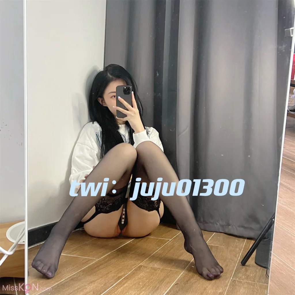 橘猫juju_ 顶级小美女 黑色蕾丝下的神秘诱惑