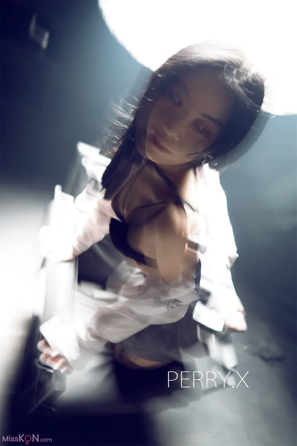 橘猫juju_ 顶级小美女 黑色蕾丝下的神秘诱惑