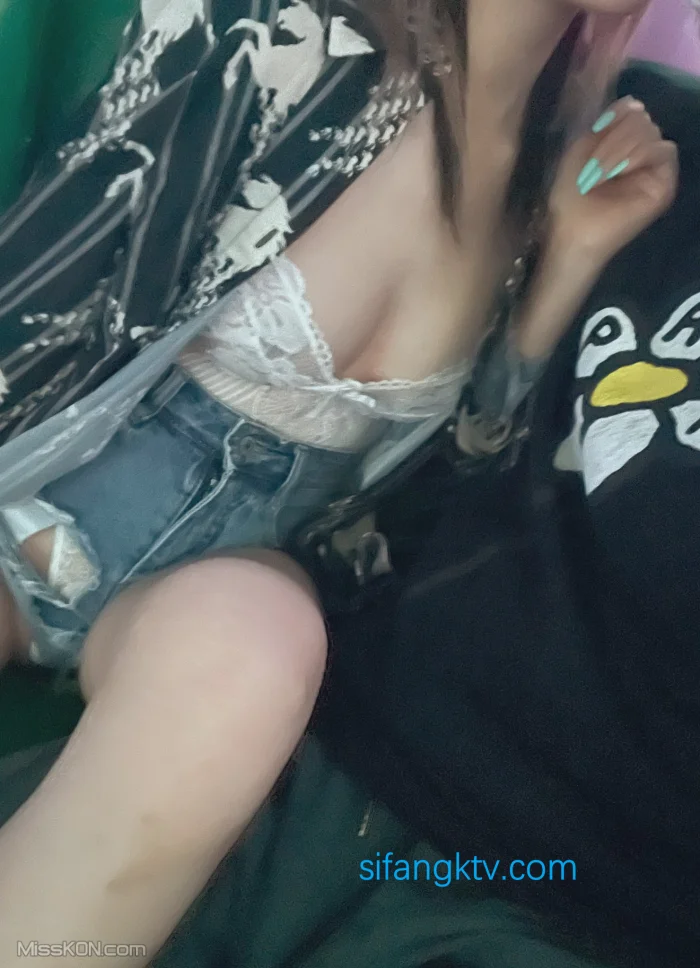 美杜莎Serena_ 性感網紅妹❤️大尺度私拍(長舌深喉口爆+浴室後入)