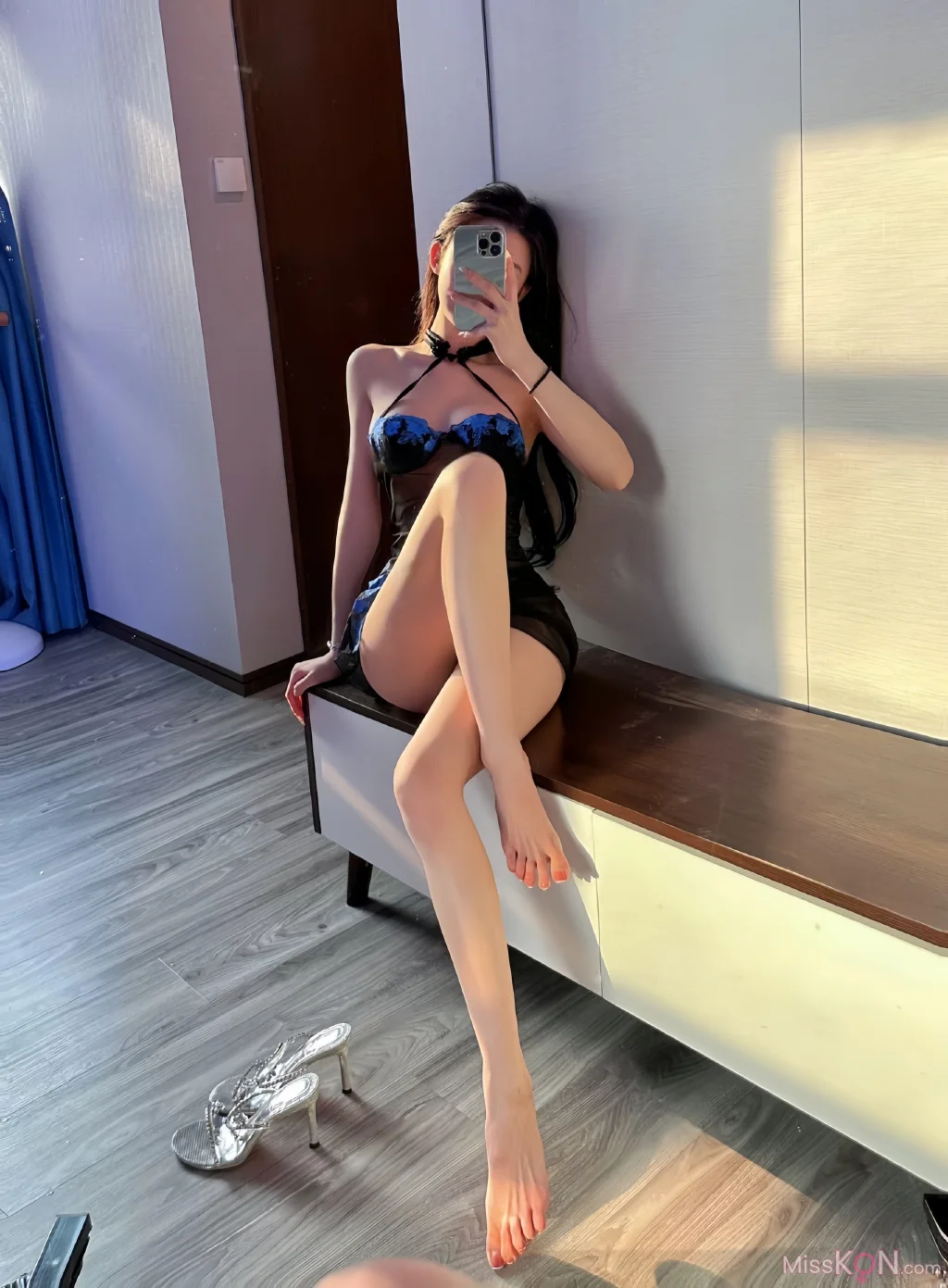 黎允熙baby_ 黑丝透视性感睡裙