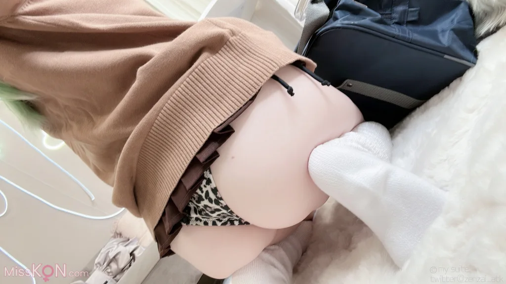 Coser@Atsuki (あつき)_ Gal Suzuya Selfie ギャル鈴谷自撮り