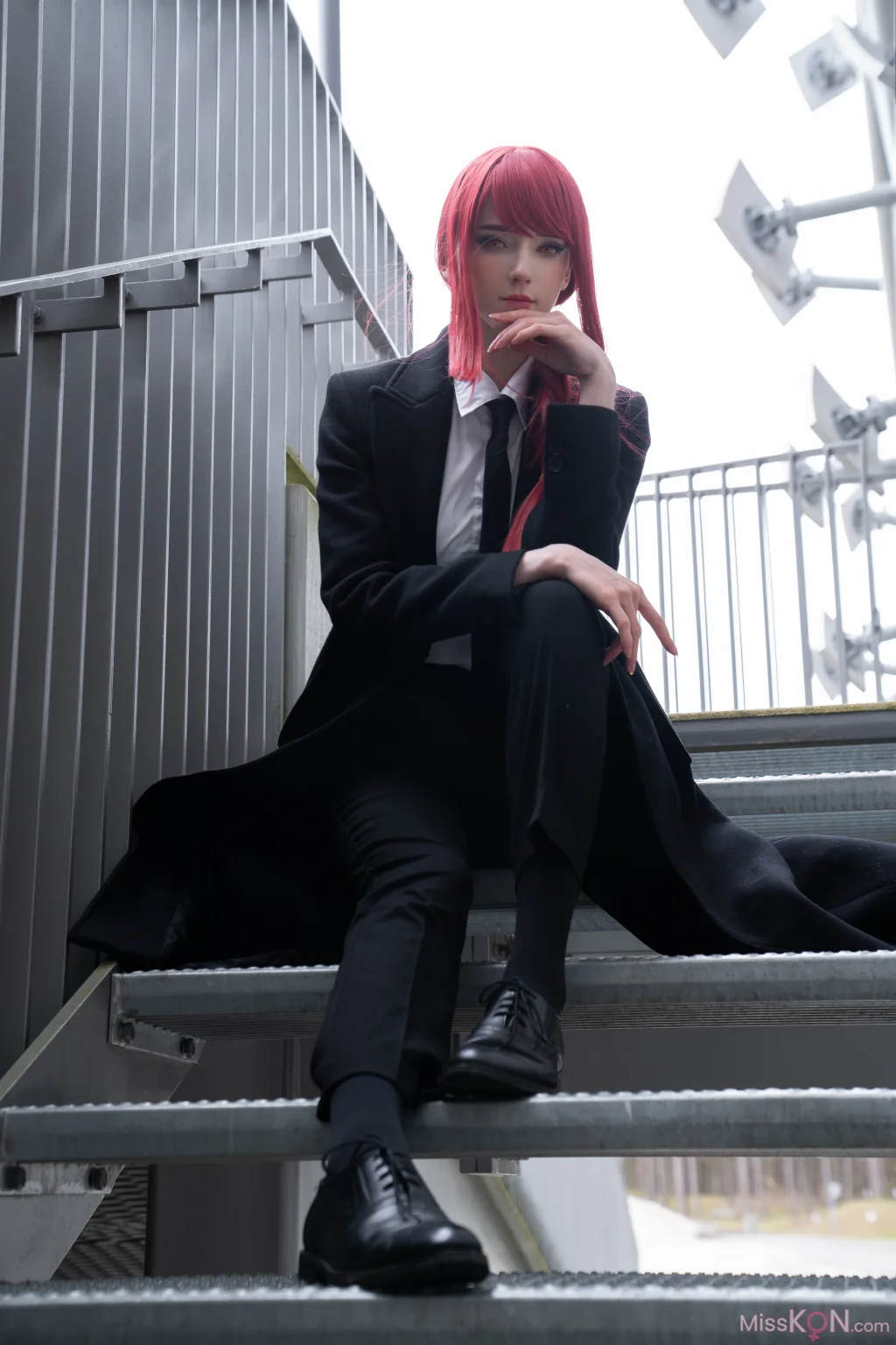 Coser@Candy_Ball_ Makima
