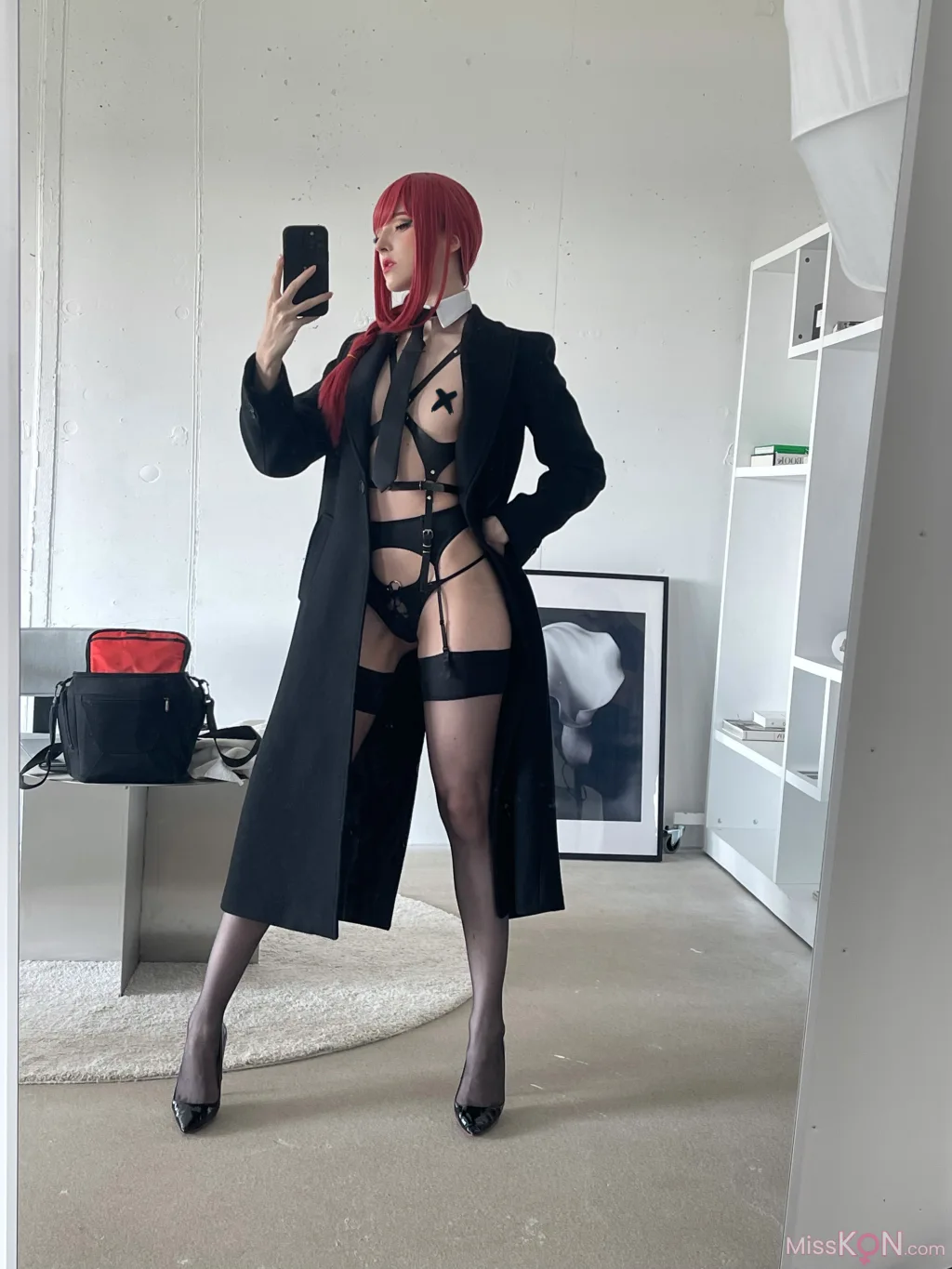 Coser@Candy_Ball_ Makima