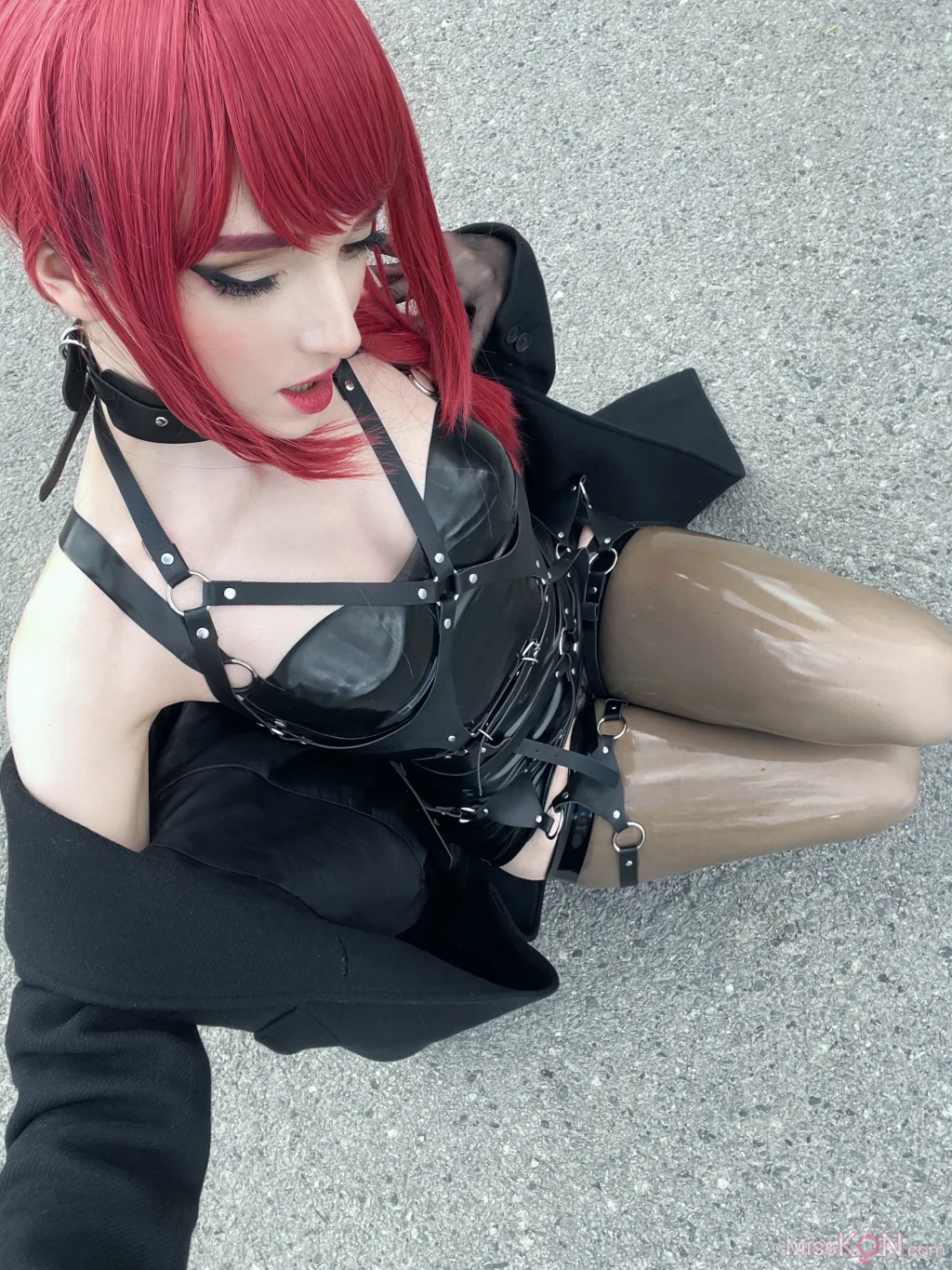 Coser@Candy_Ball_ Makima
