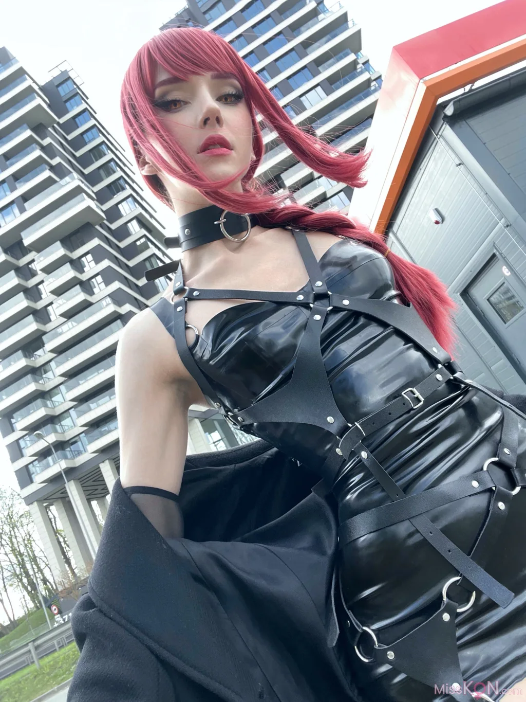 Coser@Candy_Ball_ Makima