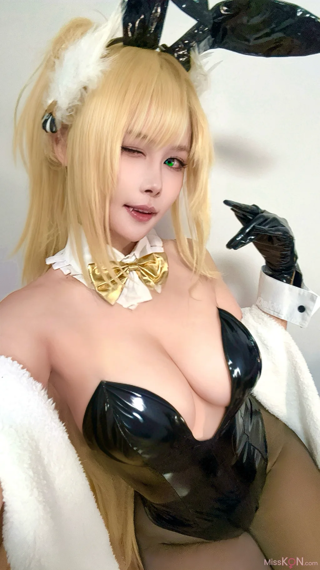 Coser@Dakki伊_ Nikke露菲兔女郎自拍