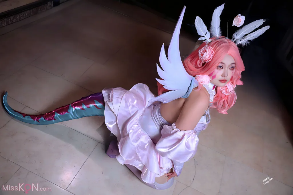 Coser@Nyanchan_ 顶级肉感福利姬 汁水充沛
