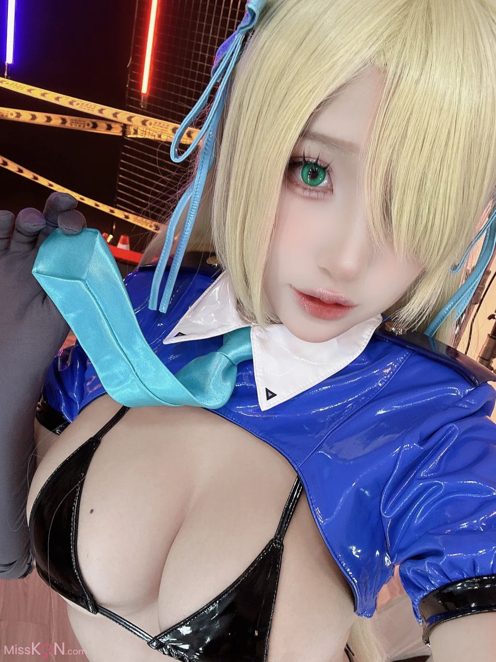 Coser@PuyPuy_ Officer Asuna