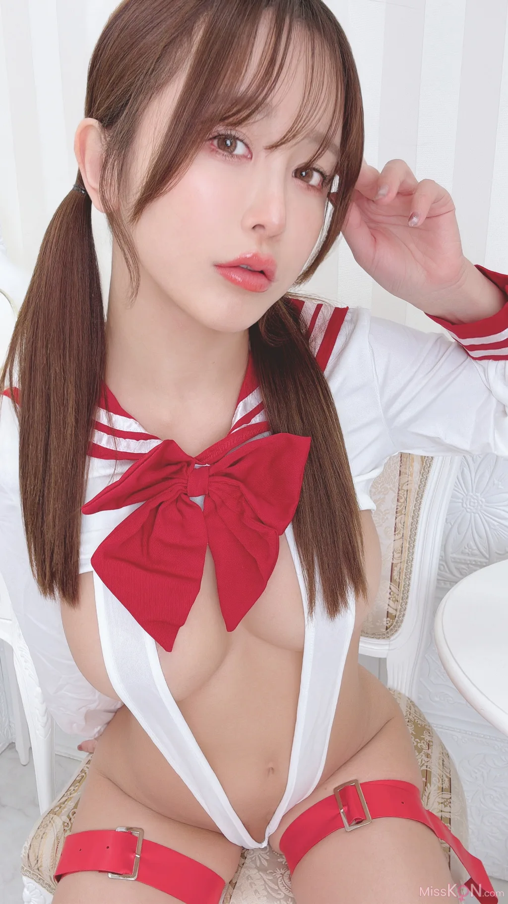 Coser@いくみ (193iKkyu3)_ V’s Make For a Great Uniform