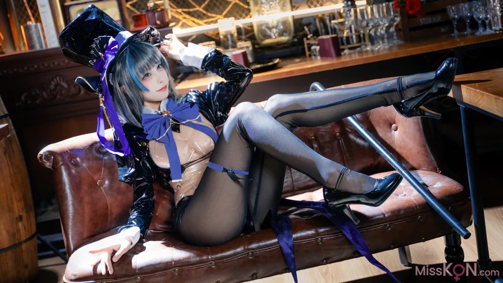 Coser@三無人型_ 碧蓝航线 柴郡绚烂夜梦