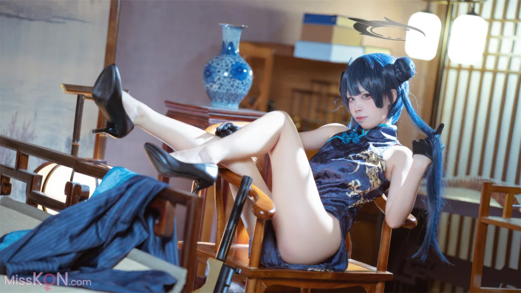 Coser@三無人型_ 蔚蓝档案 龙华妃咲 旗袍
