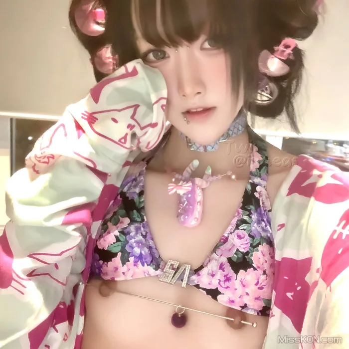 Coser@不得惹 (iuueas)_ X福利博主 道具女王
