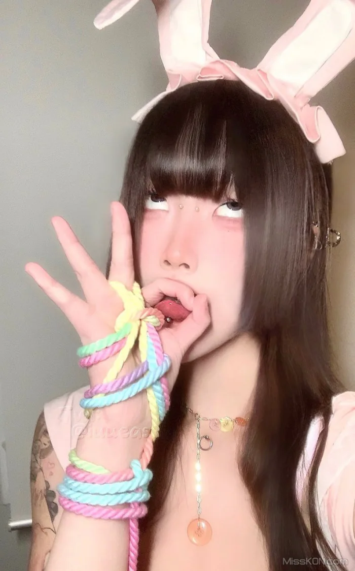 Coser@不得惹 (iuueas)_ X福利博主 道具女王