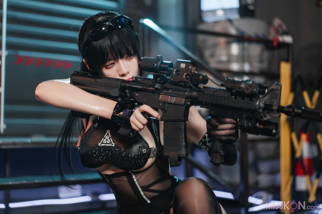 Coser@九言_ 战术人形