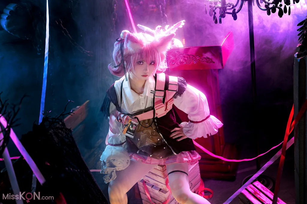 Coser@伊喵君_ 明日方舟巫恋