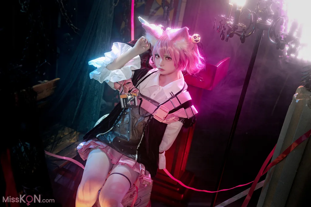 Coser@伊喵君_ 明日方舟巫恋