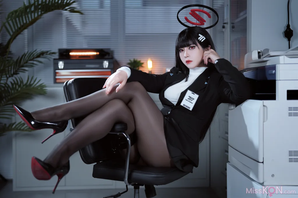 Coser@半半子_ 碧蓝档案 调月莉音