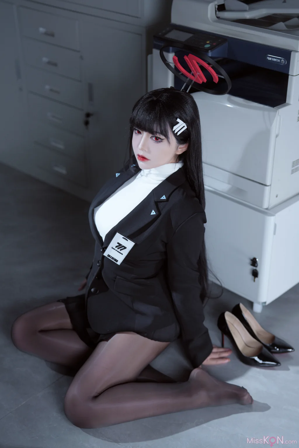 Coser@半半子_ 碧蓝档案 调月莉音