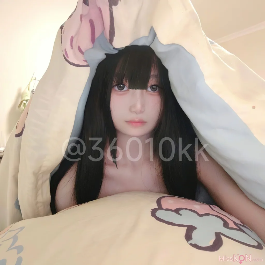 Coser@困困大王(36010kk)_ 嫩妹露脸