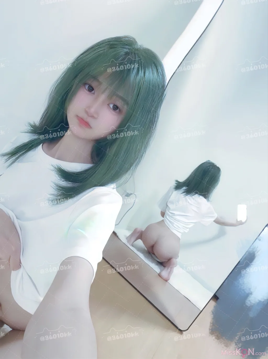 Coser@困困大王(36010kk)_ 嫩妹露脸