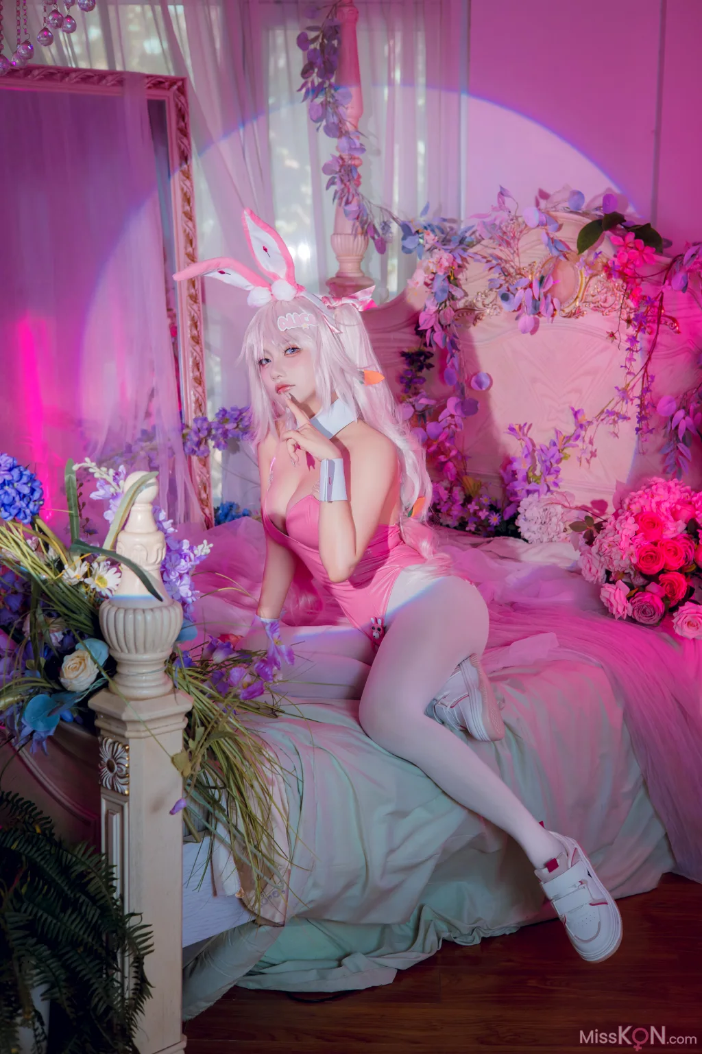 Coser@是一只熊仔吗_ Nikke爱丽丝兔女郎