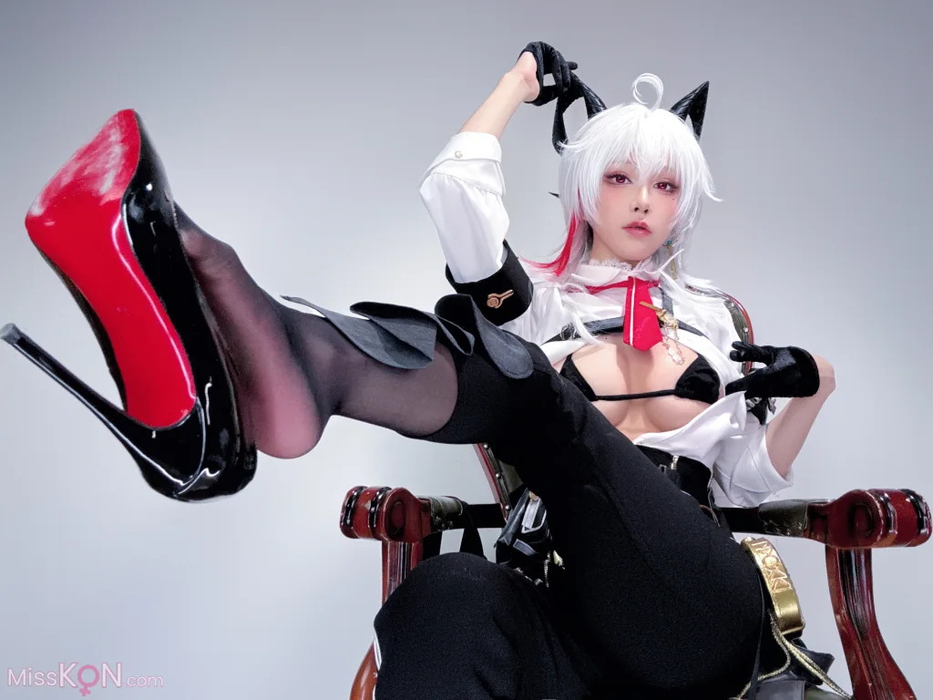Coser@水淼Aqua_ 贊妮 自拍