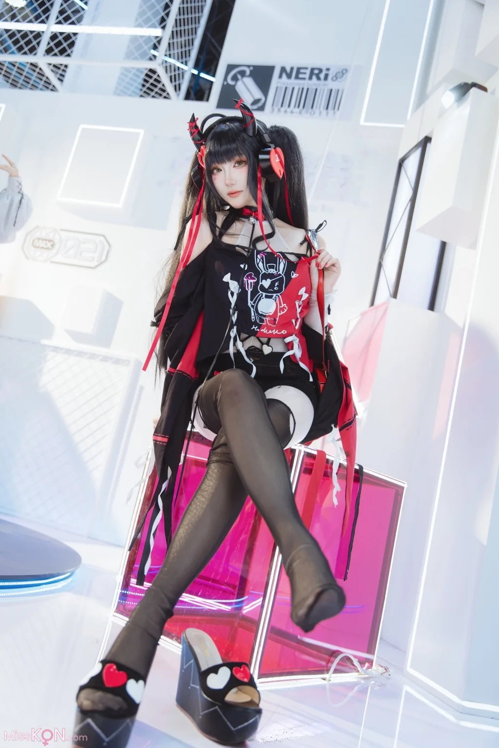 Coser@瓜希酱_ 交错战线cos旋律